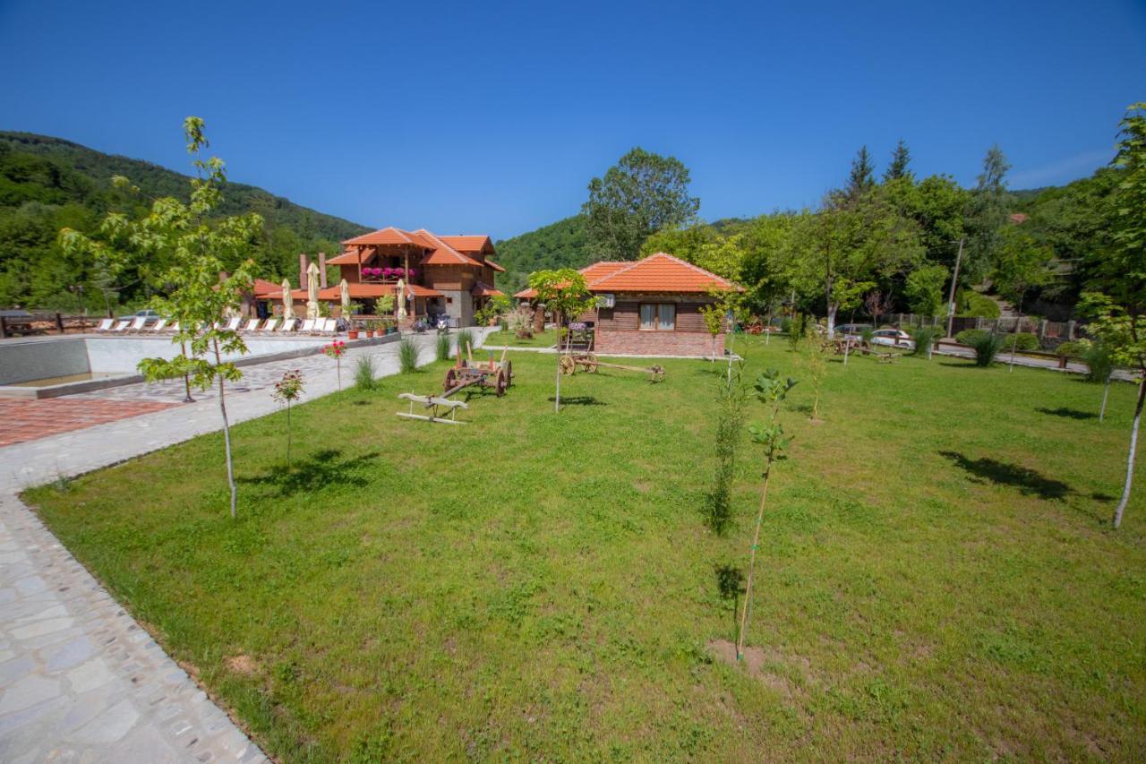 Appartamento Etno Selo Svodje Vlasotince Esterno foto